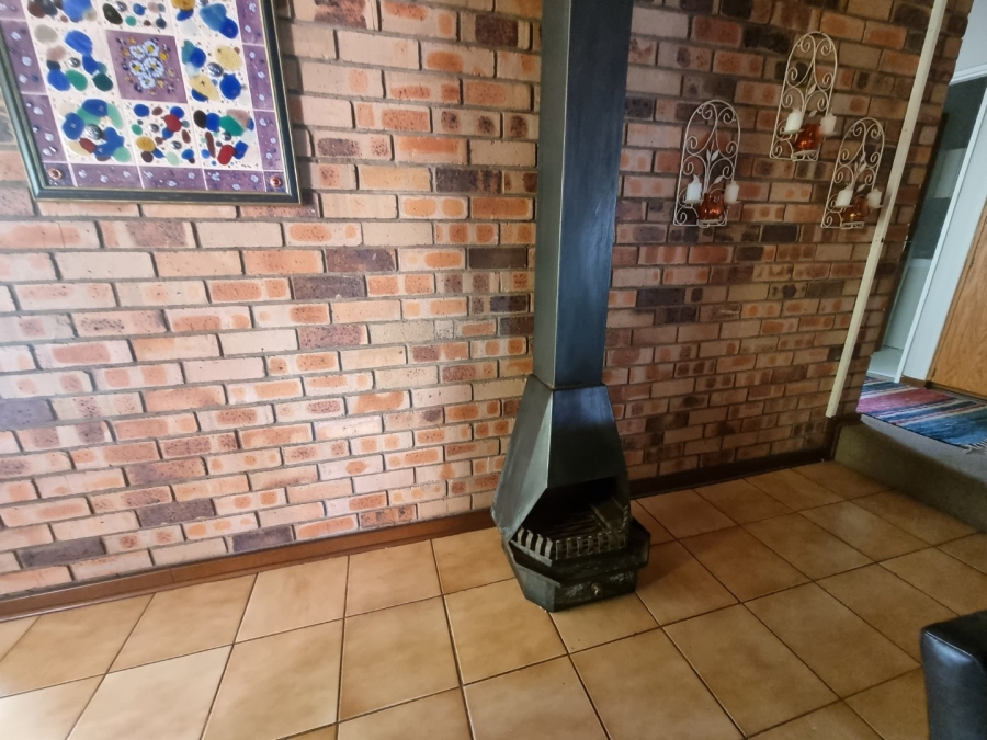 To Let 3 Bedroom Property for Rent in La Provance Free State